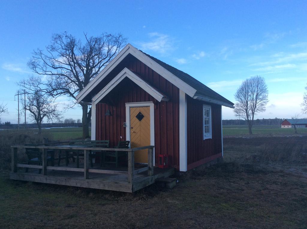 Skyberga Torp Kumla Villa Bagian luar foto